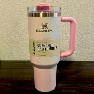 Tulle Stanley Quencher H2.0 Tumbler 40oz